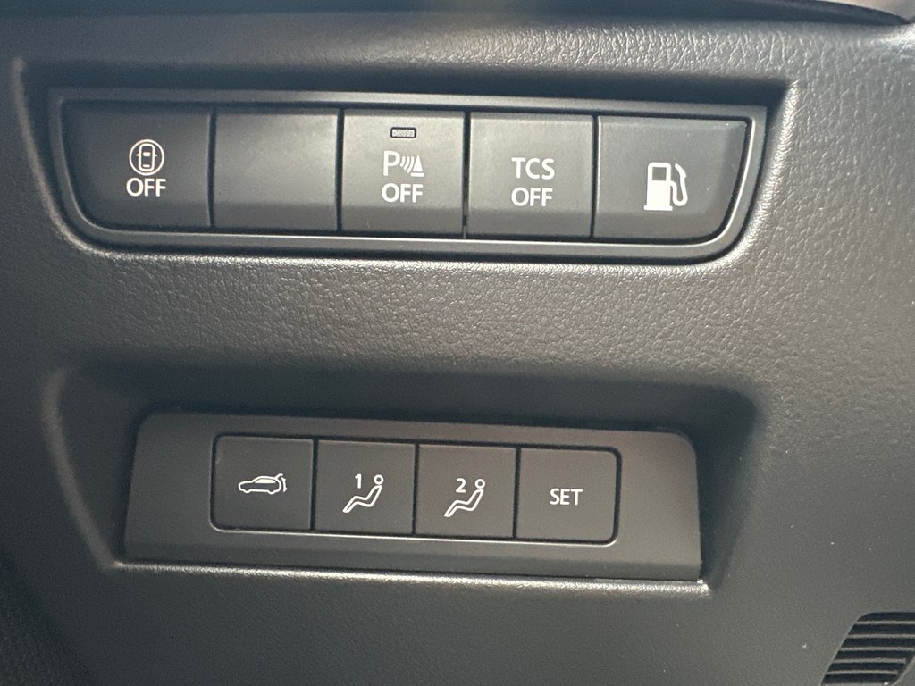 2024 Mazda CX-90 PHEV GT in Amos, Quebec - 17 - w1024h768px
