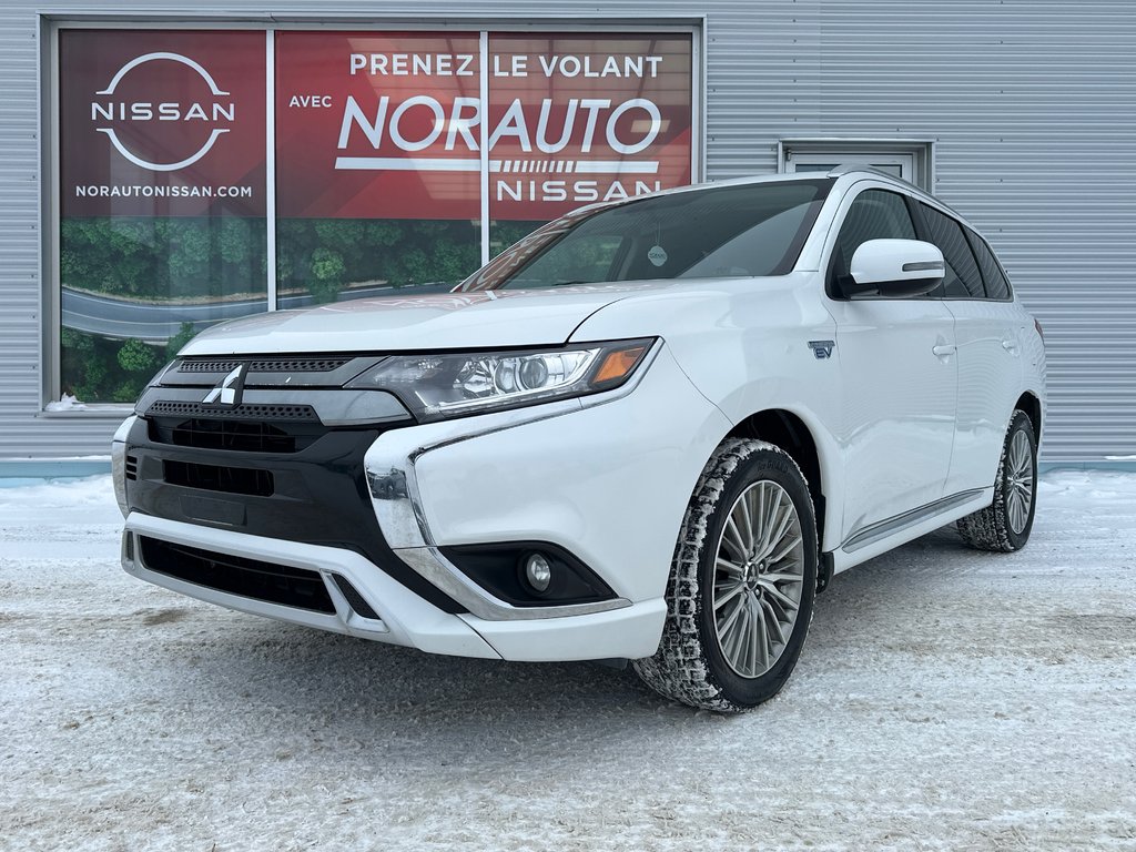 2021 Mitsubishi Outlander PHEV SE AWD in Amos, Quebec - 1 - w1024h768px