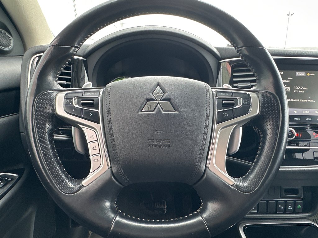 2021 Mitsubishi Outlander PHEV SE AWD in Amos, Quebec - 9 - w1024h768px