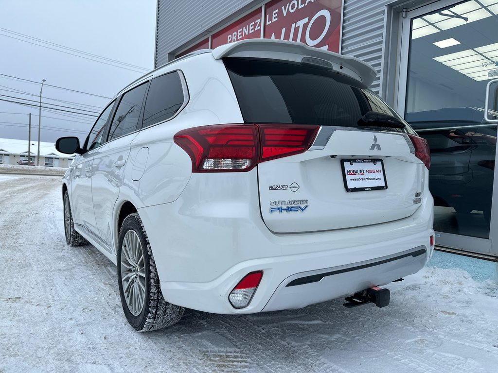 2021 Mitsubishi Outlander PHEV SE AWD in Amos, Quebec - 5 - w1024h768px