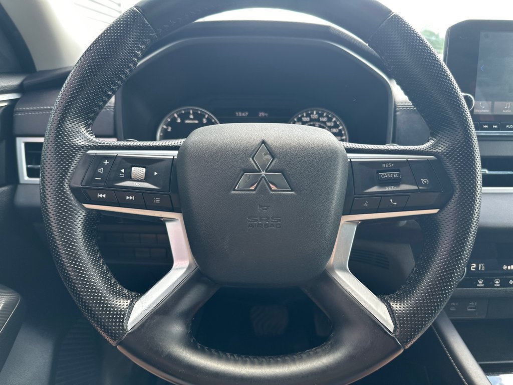 Mitsubishi Outlander ES S-AWC 2022 à Amos, Québec - 10 - w1024h768px
