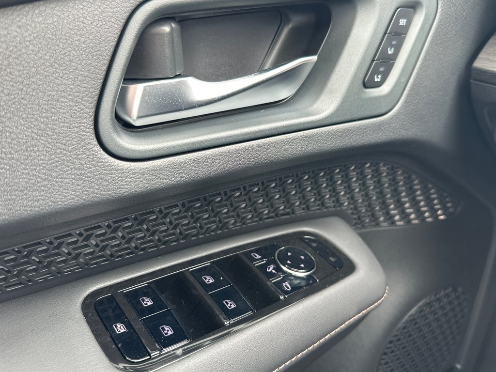 Nissan ARIYA SL+ e-4ORCE 2026 à Amos, Québec - 13 - w1024h768px