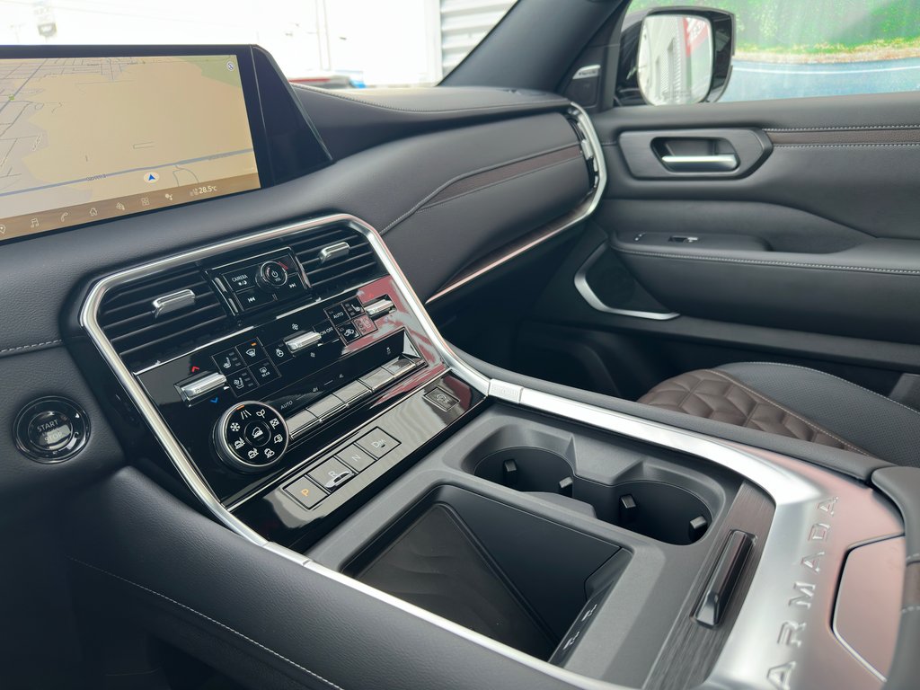 Nissan Armada Platinum 2026 à Amos, Québec - 11 - w1024h768px