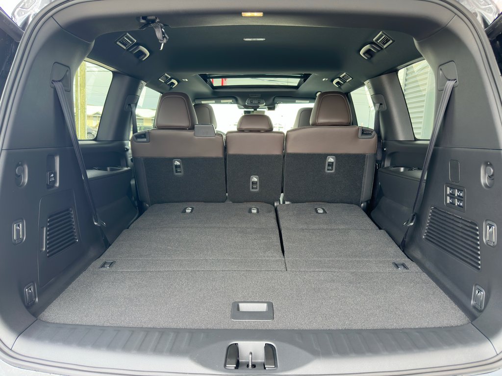 Nissan Armada Platinum 2026 à Amos, Québec - 20 - w1024h768px