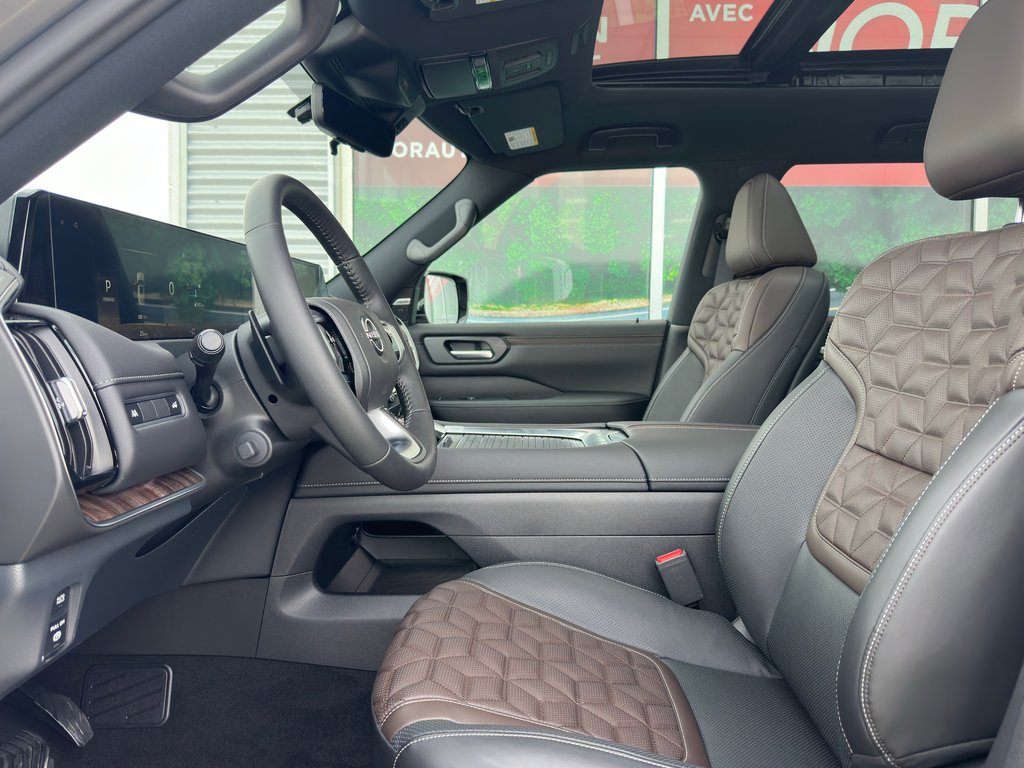 Nissan Armada Platinum 2026 à Amos, Québec - 7 - w1024h768px