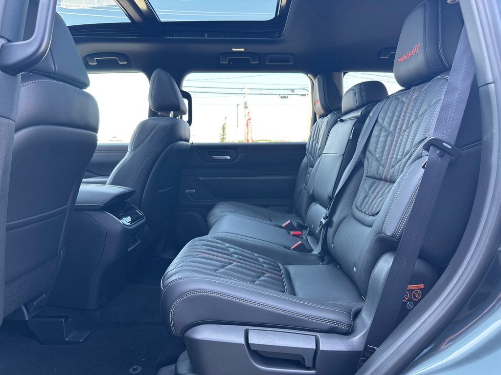 2026 Nissan Armada PRO-4X in Amos, Quebec - 14 - w1024h768px