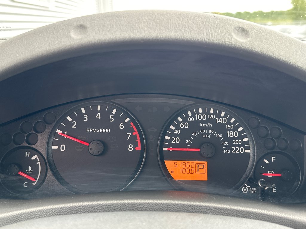 2013 Nissan Frontier S 2X4 in Amos, Quebec - 13 - w1024h768px