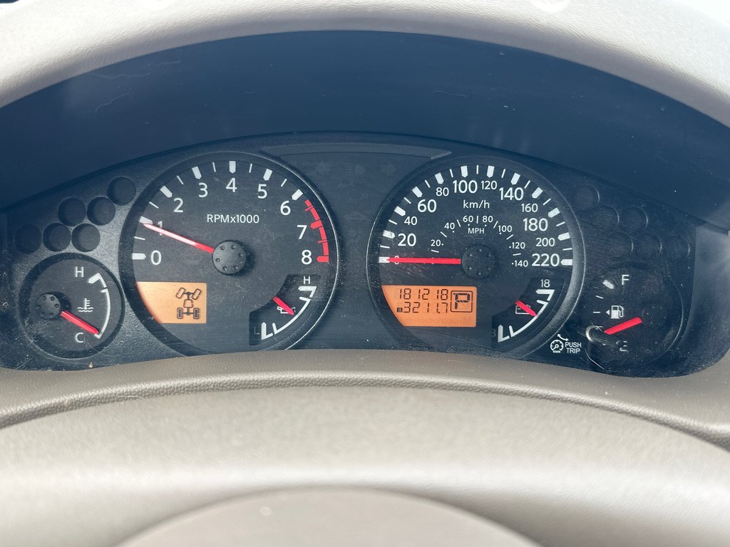 Nissan Frontier SV 4X4 2013 à Amos, Québec - 13 - w1024h768px