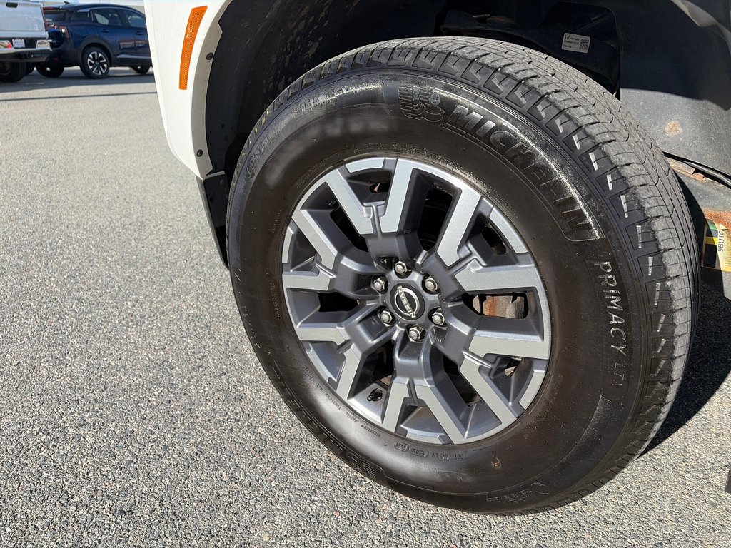2022 Nissan Frontier SV Sport 4X4 in Amos, Quebec - 5 - w1024h768px