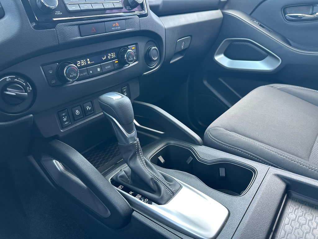 Nissan Frontier SV Sport 4X4 2022 à Amos, Québec - 13 - w1024h768px