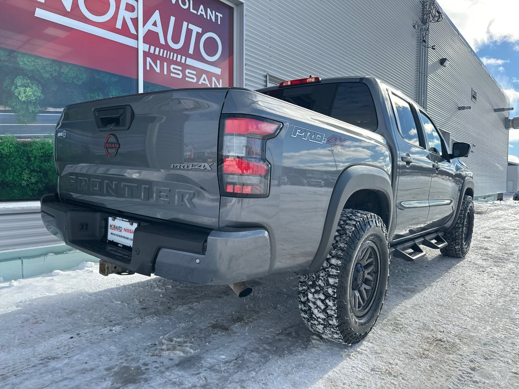 Nissan Frontier PRO-4X LUXE 2023 à Amos, Québec - 5 - w1024h768px