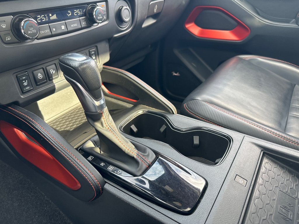 Nissan Frontier PRO-4X LUXE 2023 à Amos, Québec - 12 - w1024h768px
