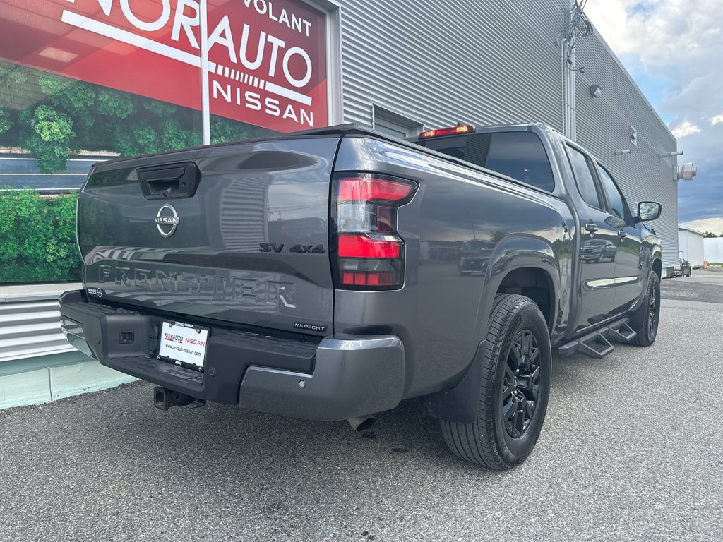 Nissan Frontier SV MIDNIGHT 4X4 2023 à Amos, Québec - 6 - w1024h768px