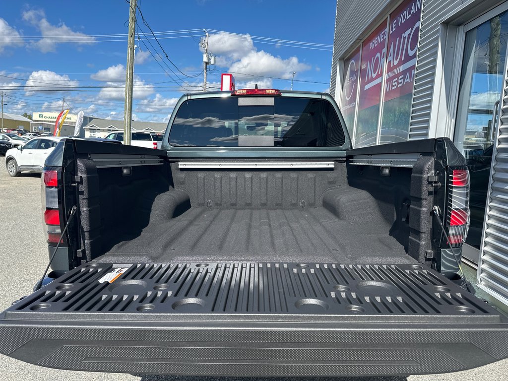 2027 Nissan Frontier PRO-4X Luxury Short Wheel Base in Amos, Quebec - 9 - w1024h768px