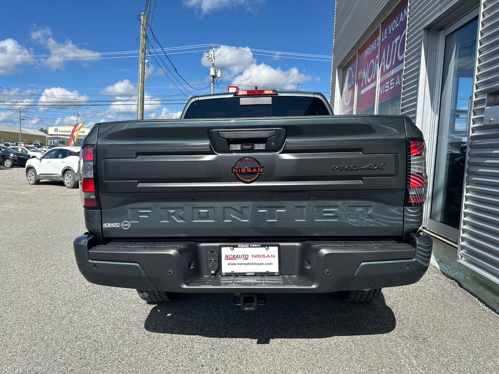 2027 Nissan Frontier PRO-4X Luxury Short Wheel Base in Amos, Quebec - 8 - w1024h768px