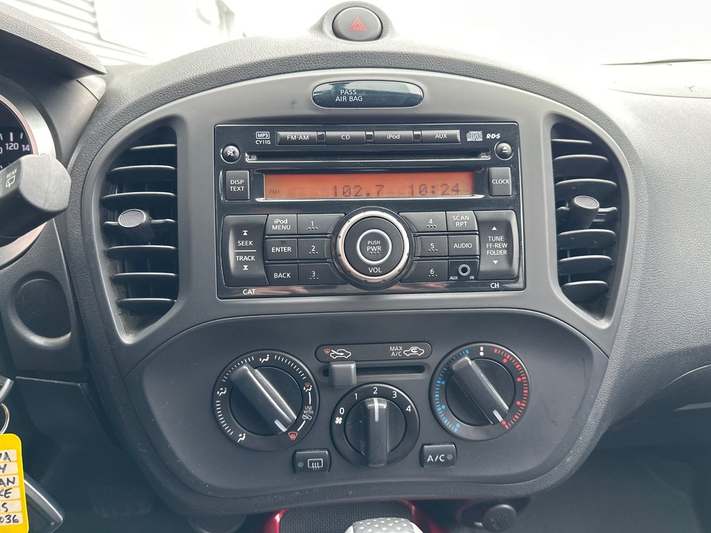 2014 Nissan Juke SV AWD in Amos, Quebec - 11 - w1024h768px