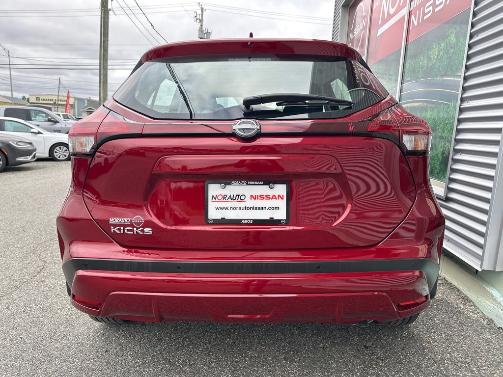 2025 Nissan Kicks Play SV in Amos, Quebec - 5 - w1024h768px