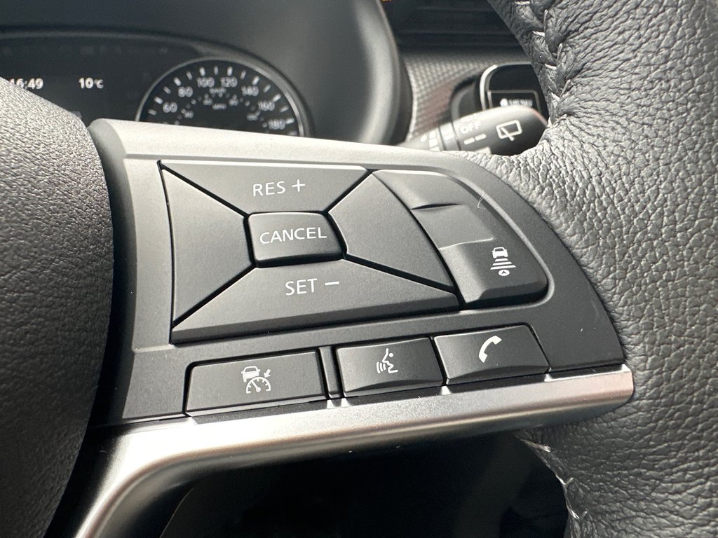 2025 Nissan Kicks Play SV in Amos, Quebec - 12 - w1024h768px