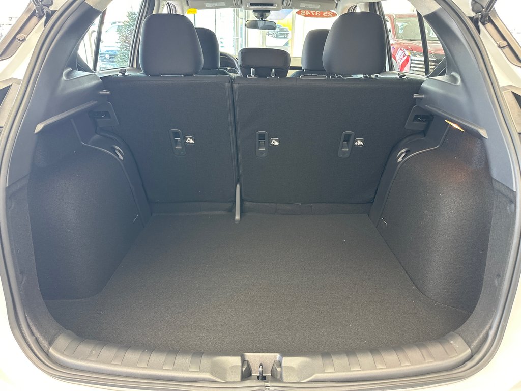 Nissan Kicks Play S 2025 à Amos, Québec - 12 - w1024h768px