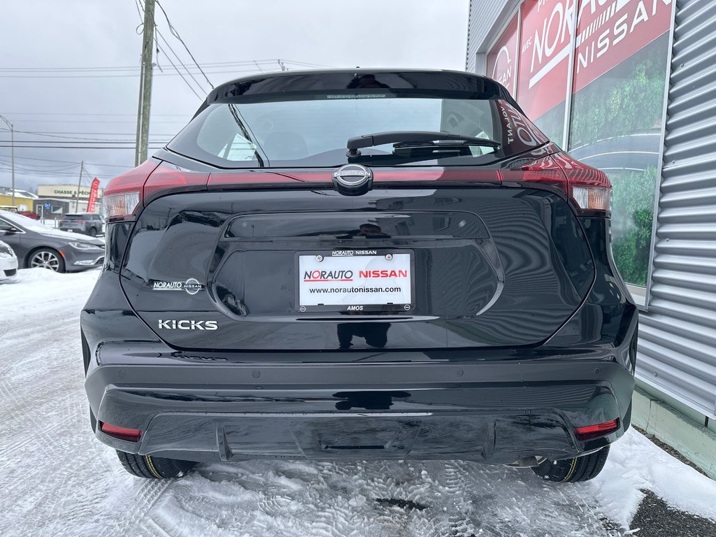 Nissan Kicks Play S 2025 à Amos, Québec - 5 - w1024h768px