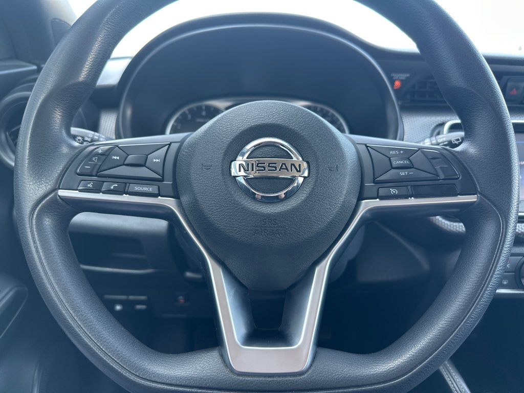 2018 Nissan Kicks S in Amos, Quebec - 10 - w1024h768px