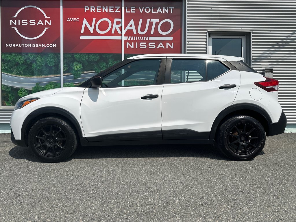 2018 Nissan Kicks S in Amos, Quebec - 3 - w1024h768px