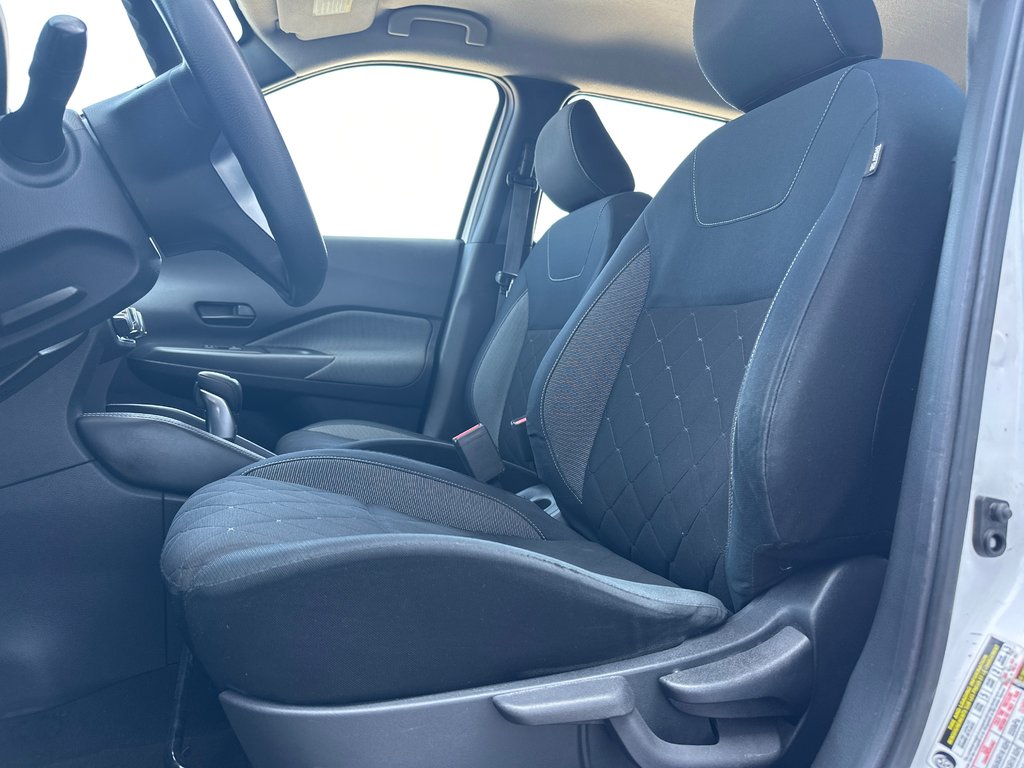 2018 Nissan Kicks S in Amos, Quebec - 9 - w1024h768px