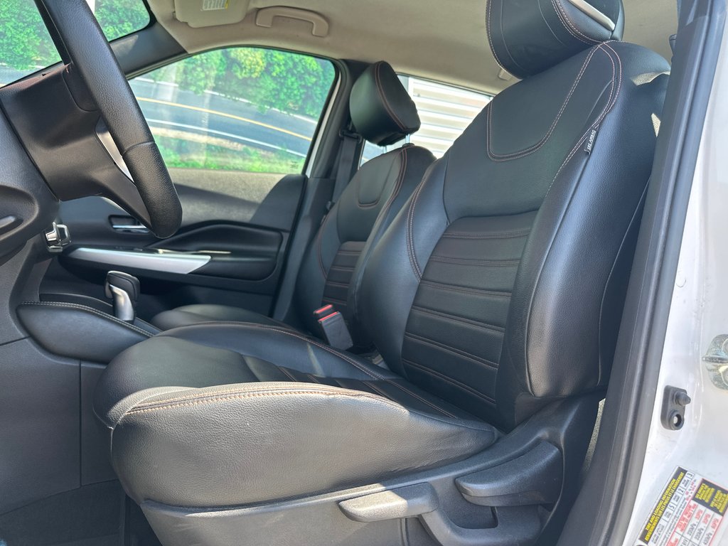 2019 Nissan Kicks SR in Amos, Quebec - 9 - w1024h768px
