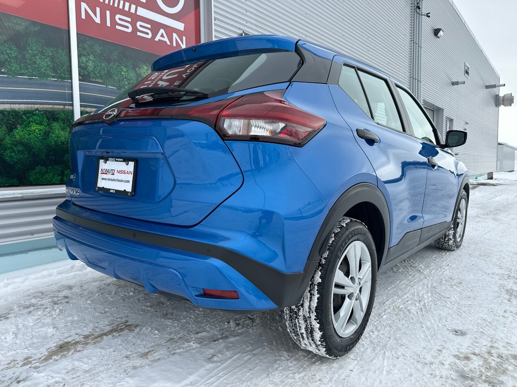2024 Nissan Kicks S in Amos, Quebec - 6 - w1024h768px