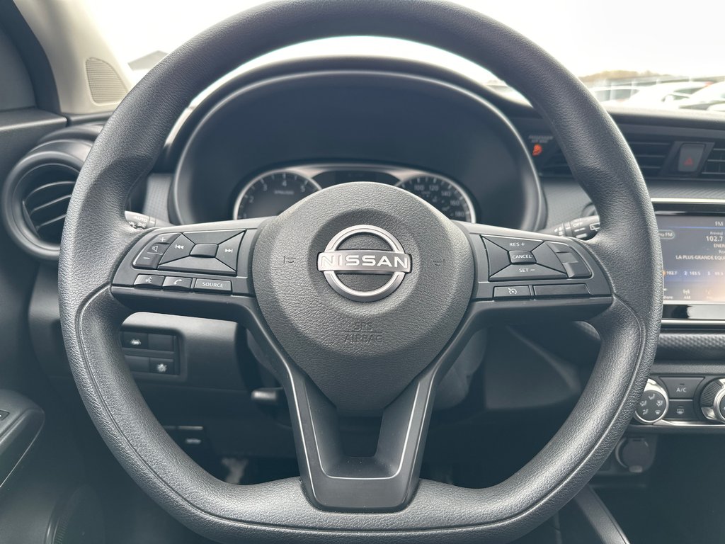 2024 Nissan Kicks S in Amos, Quebec - 9 - w1024h768px