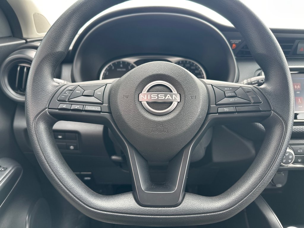 Nissan Kicks S 2024 à Amos, Québec - 10 - w1024h768px