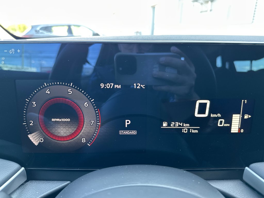 2025 Nissan Kicks S in Amos, Quebec - 7 - w1024h768px