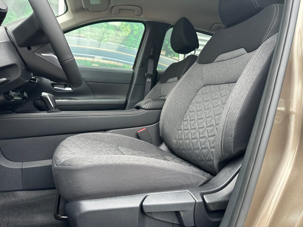 Nissan Kicks SV 2025 à Amos, Québec - 6 - w1024h768px
