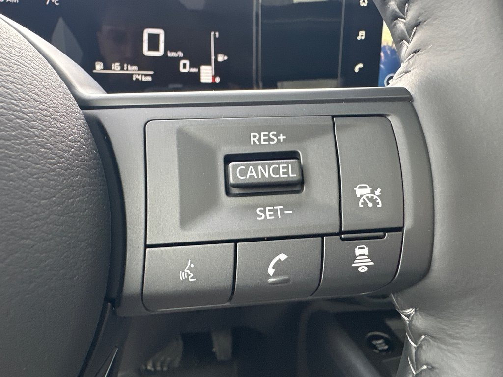 2026 Nissan Kicks SV Premium in Amos, Quebec - 12 - w1024h768px
