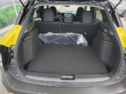 Nissan Kicks SV Premium 2026 à Amos, Québec - 6 - w1024h768px