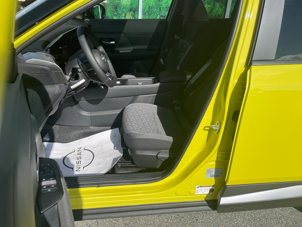 Nissan Kicks SV Premium 2026 à Amos, Québec - 7 - w1024h768px