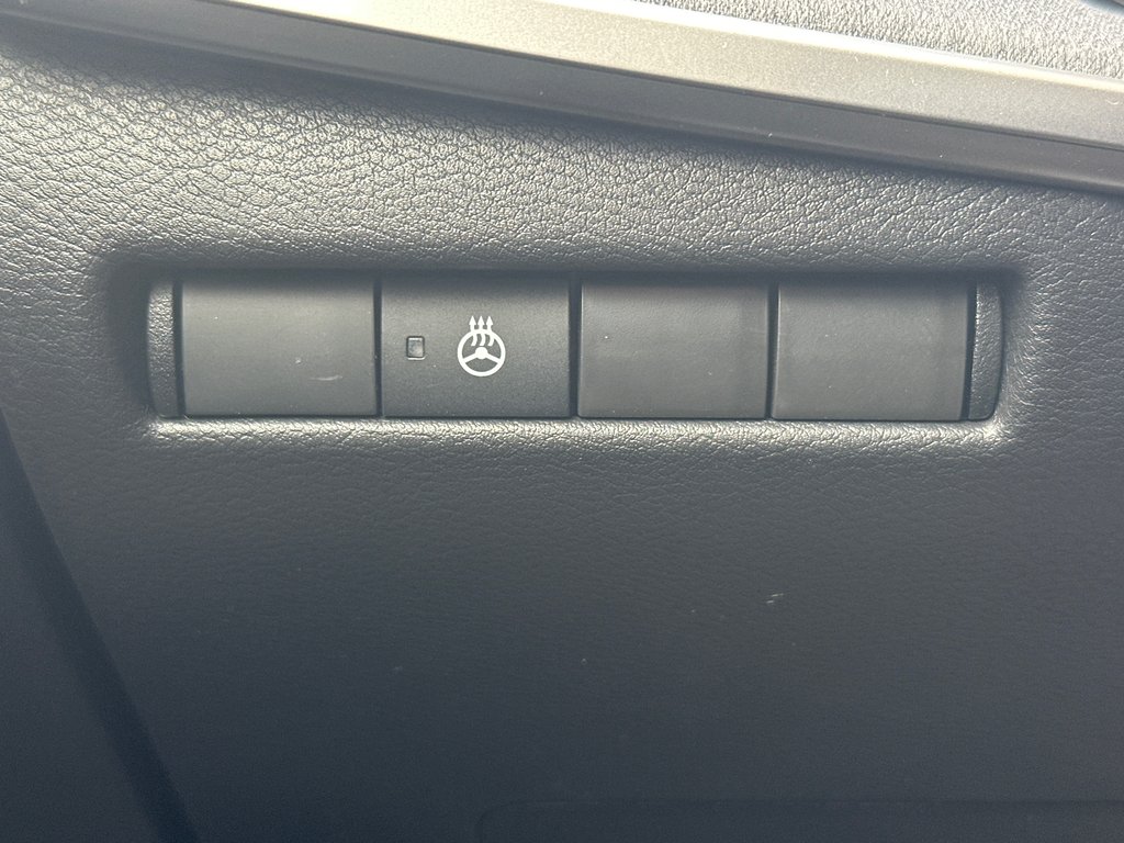 Nissan Kicks SV Premium 2026 à Amos, Québec - 11 - w1024h768px