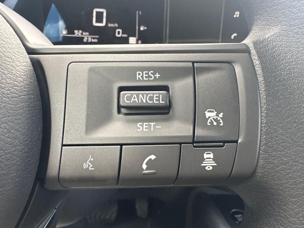 Nissan Kicks S AWD 2026 à Amos, Québec - 10 - w1024h768px