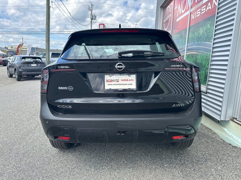 2026 Nissan Kicks S AWD in Amos, Quebec - 5 - w1024h768px