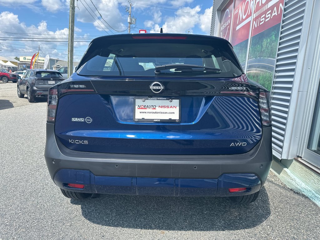 2026 Nissan Kicks S AWD in Amos, Quebec - 5 - w1024h768px