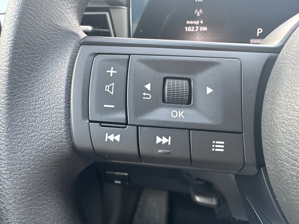 2026 Nissan Kicks S AWD in Amos, Quebec - 9 - w1024h768px