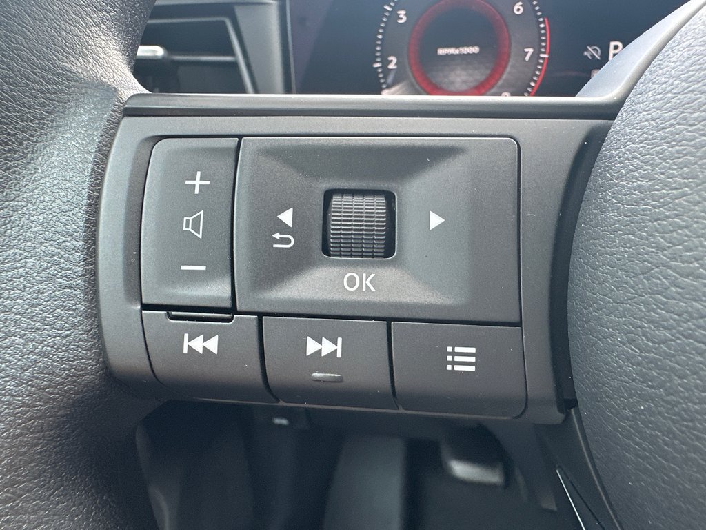 2026 Nissan Kicks S FWD in Amos, Quebec - 9 - w1024h768px
