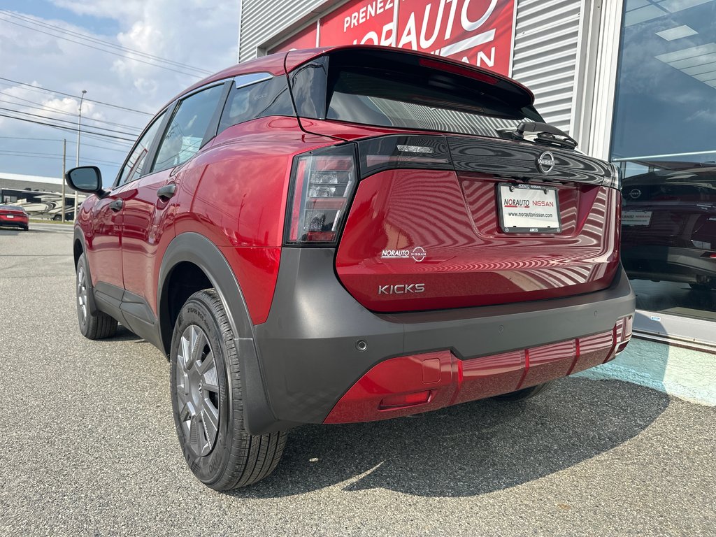 2026 Nissan Kicks S FWD in Amos, Quebec - 3 - w1024h768px