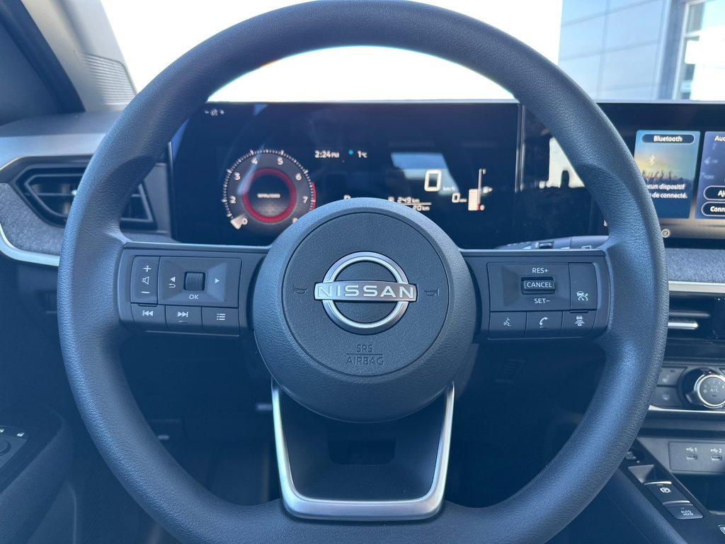 Nissan Kicks S FWD 2026 à Amos, Québec - 7 - w1024h768px