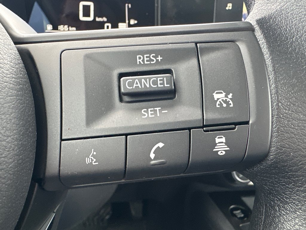 Nissan Kicks S AWD 2026 à Amos, Québec - 10 - w1024h768px