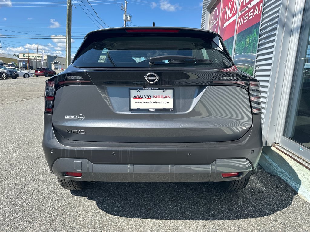 2026 Nissan Kicks S FWD in Amos, Quebec - 5 - w1024h768px
