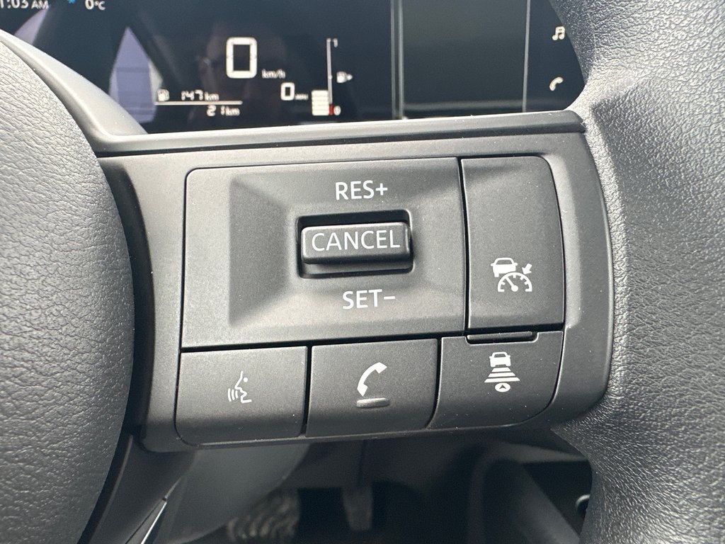 2026 Nissan Kicks S FWD in Amos, Quebec - 10 - w1024h768px