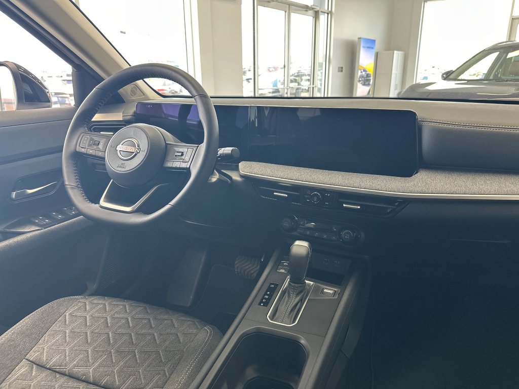 2026 Nissan Kicks SV FWD in Amos, Quebec - 8 - w1024h768px
