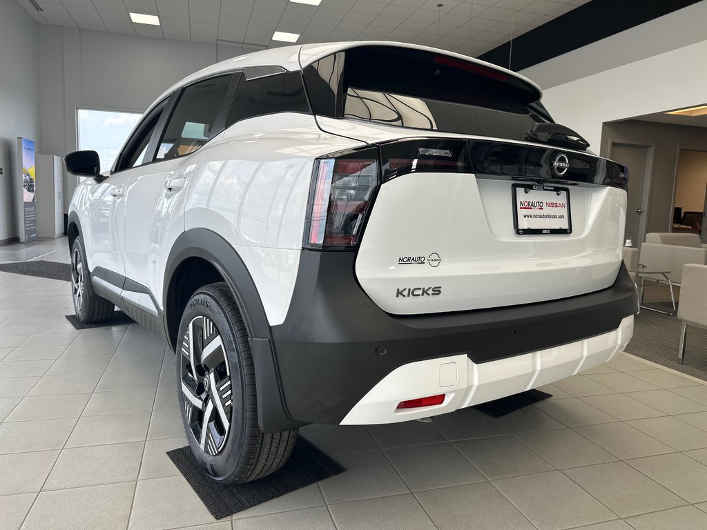 2026 Nissan Kicks SV FWD in Amos, Quebec - 4 - w1024h768px