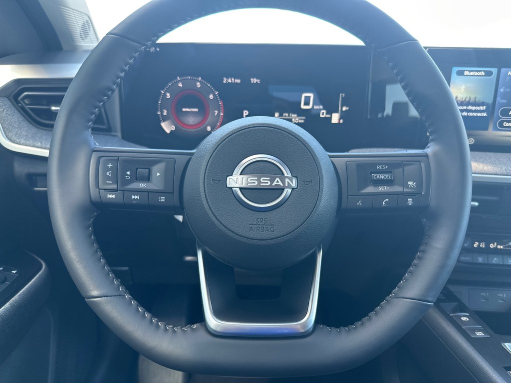 2026 Nissan Kicks SV AWD in Amos, Quebec - 7 - w1024h768px
